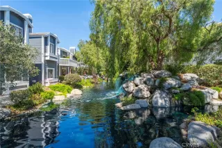 Photo #4: OC24136816 Listing 