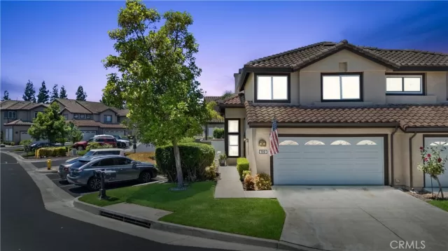 MLS: OC24136863 Condo For Sale