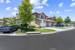 Photo #3: OC24136863 Listing 