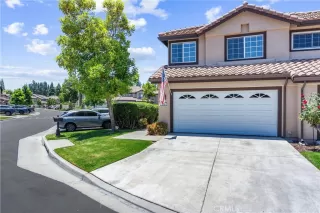 Photo #4: OC24136863 Listing 