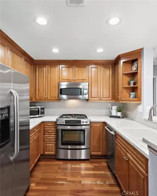 Photo #1: OC24136942 Listing