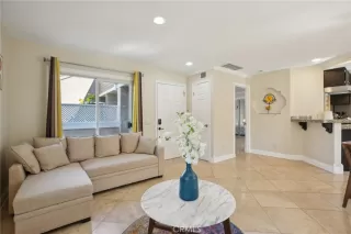 Photo #5: OC24137571 Listing