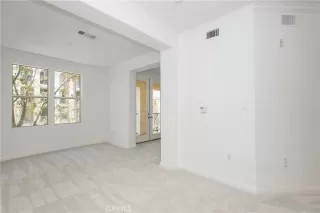 Photo #2: OC24137813 Listing 