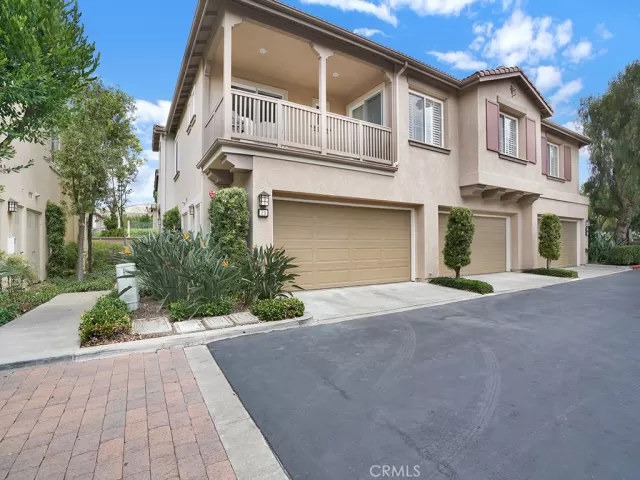 MLS: OC24138463 Condo For Sale