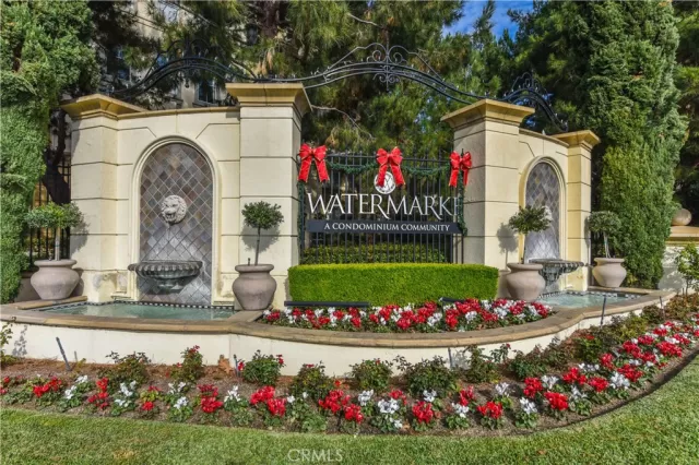 MLS: OC24138535 Condo For Sale