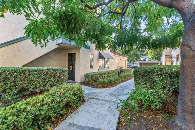 MLS: OC24138701 Condo For Sale