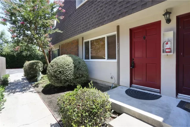 MLS: OC24138735 Condo For Sale