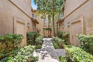 Photo #1: OC24138974 Listing 