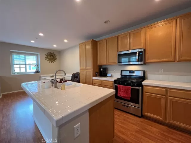 MLS: OC24139008 Condo For Sale