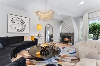 Photo #5: OC24139537 Listing 