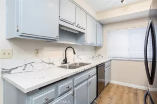 Photo #3: OC24139994 Listing