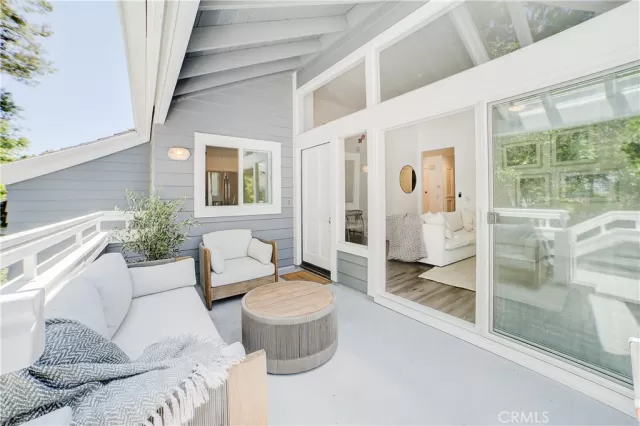 MLS: OC24140182 Condo For Sale