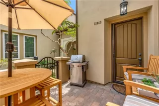 Photo #3: OC24140252 Listing 