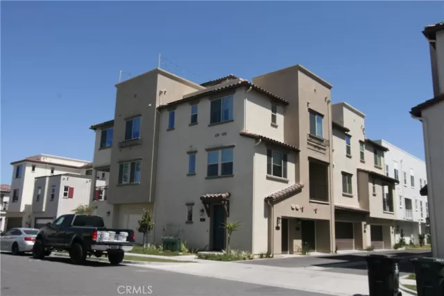 MLS: OC24140281 Condo For Sale