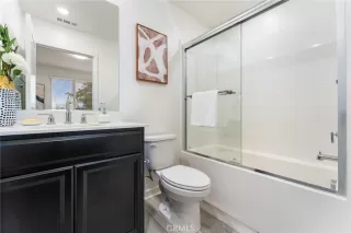 Photo #2: OC24140329 Listing 