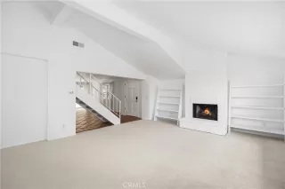 Photo #3: OC24140761 Listing 