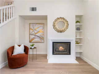 Photo #4: OC24140920 Listing 