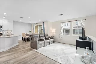 Photo #1: OC24141083 Listing