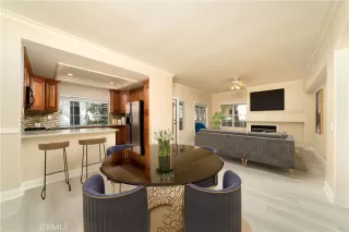 Photo #5: OC24141140 Listing