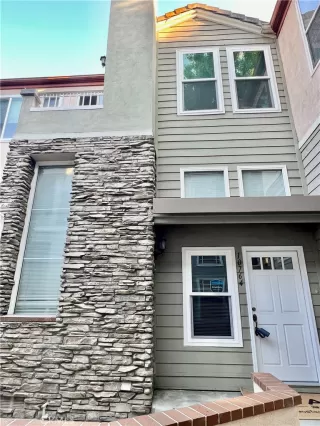 More Details about MLS # OC24142124 : 10764 CHESTNUT STREET