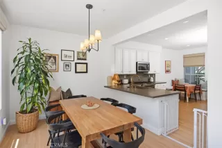 Photo #4: OC24142251 Listing 