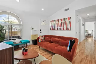 Photo #6: OC24142278 Listing 