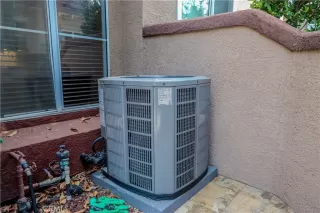 Photo #3: OC24142498 Listing