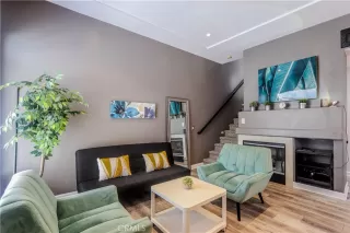 Photo #6: OC24142498 Listing