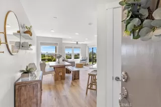 Photo #2: OC24142500 Listing