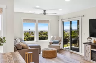 Photo #6: OC24142500 Listing