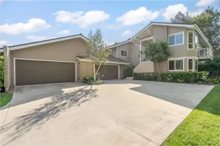 More Details about MLS # OC24142552 : 16 LAKEVIEW 86