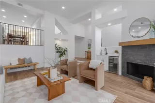 Photo #2: OC24142563 Listing 