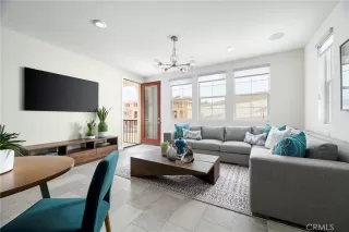 Photo #4: OC24142623 Listing 