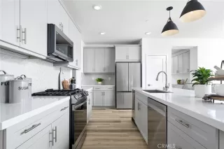 Photo #1: OC24142665 Listing 