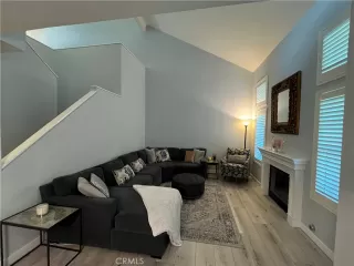 Photo #6: OC24143120 Listing 