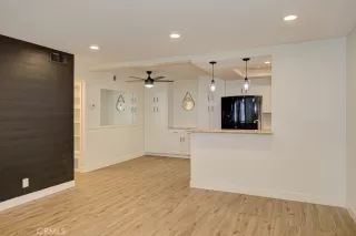 Photo #3: OC24143216 Listing 