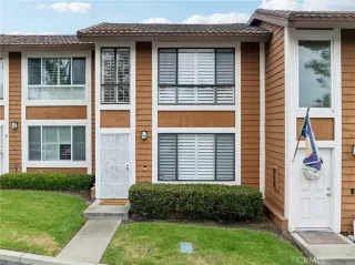 Photo #1: OC24143382 Listing