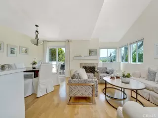 Photo #3: OC24143947 Listing 