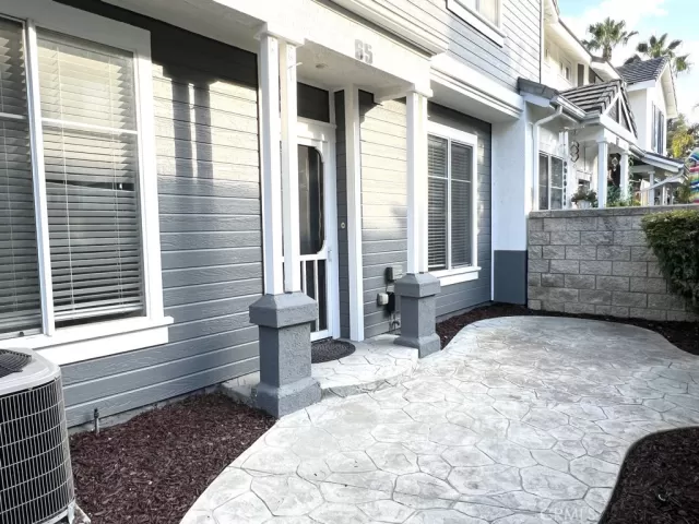 MLS: OC24144174 Condo For Sale