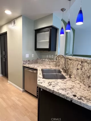 Photo #2: OC24144174 Listing 