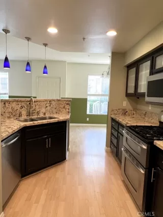 Photo #4: OC24144174 Listing 