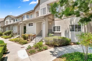 Photo #2: OC24144626 Listing