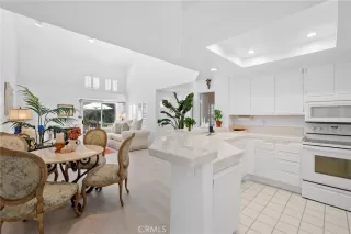 Photo #4: OC24144646 Listing 