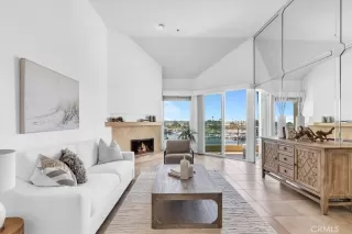 Photo #3: OC24145061 Listing 