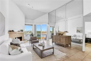 Photo #5: OC24145061 Listing 