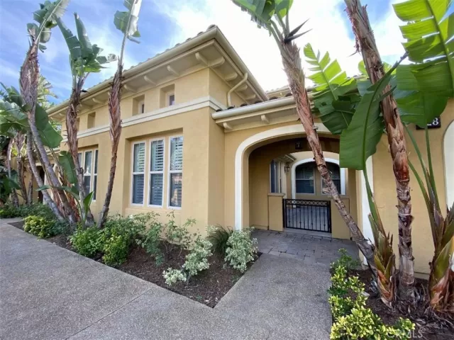 MLS: OC24145289 Condo For Sale