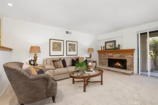 Photo #2: OC24145340 Listing