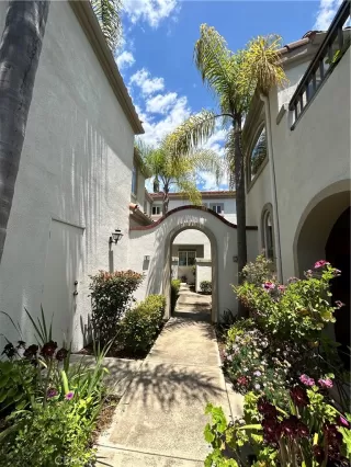 Photo #1: OC24145389 Listing