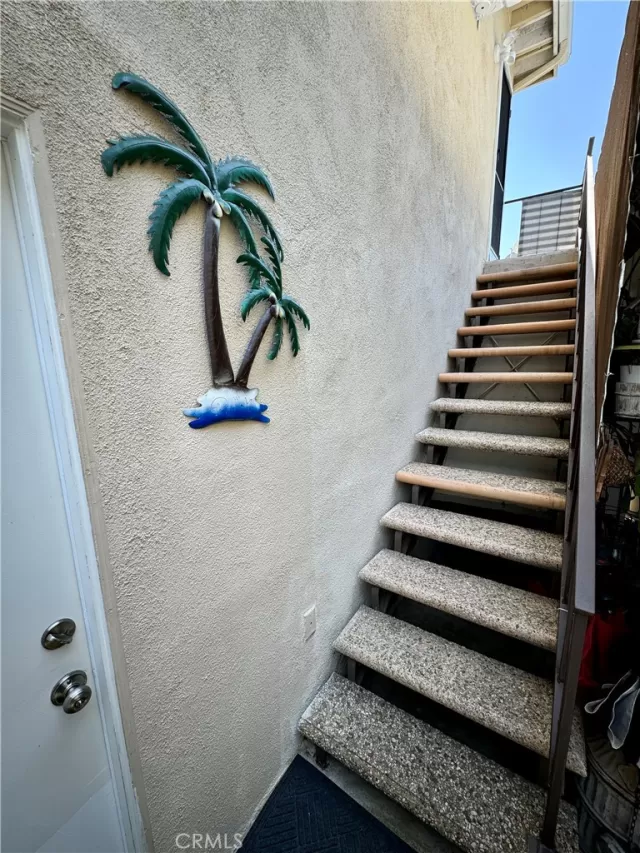 MLS: OC24145454 Condo For Sale