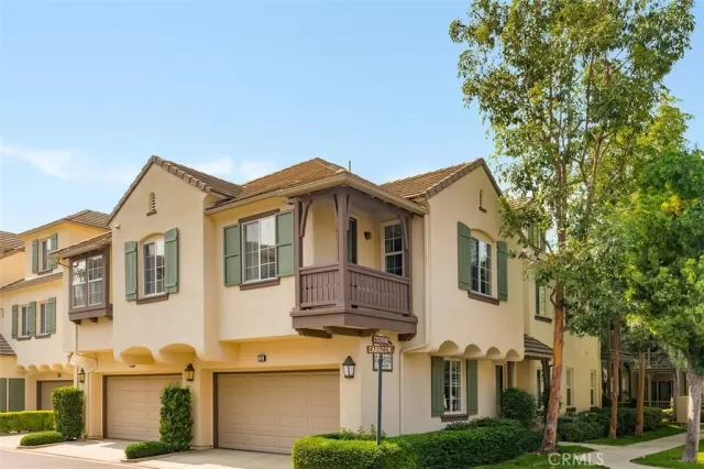 MLS: OC24145523 Condo For Sale